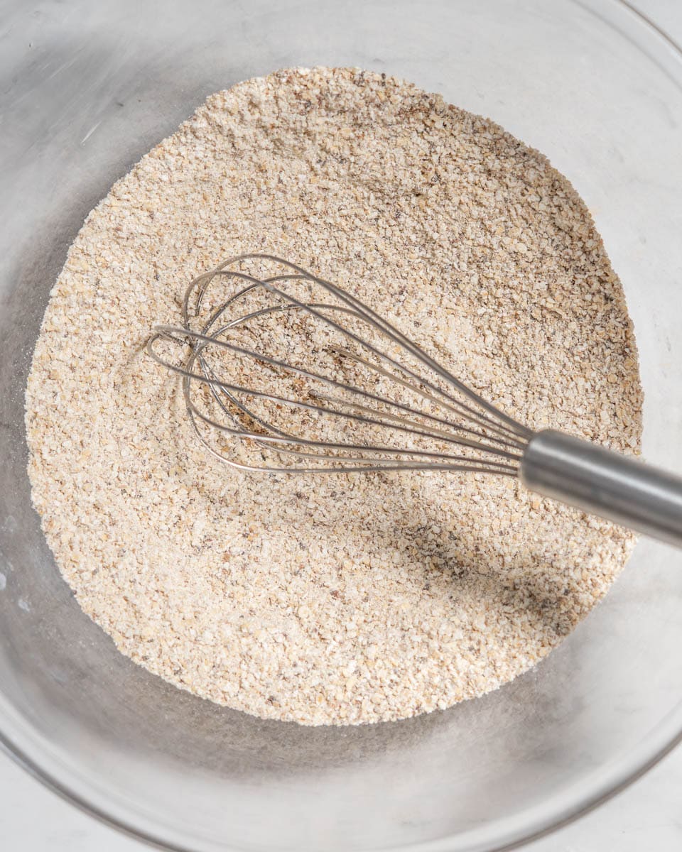 Oat flour and ground flaxseeds whisked together.