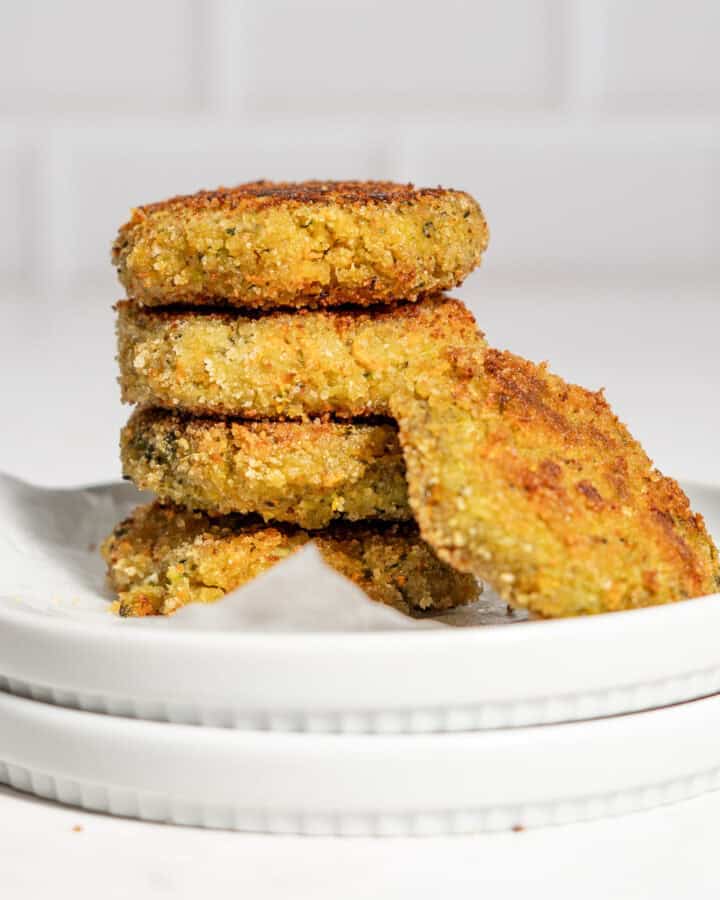 Stack of 3 veggie nuggets, one on the side.