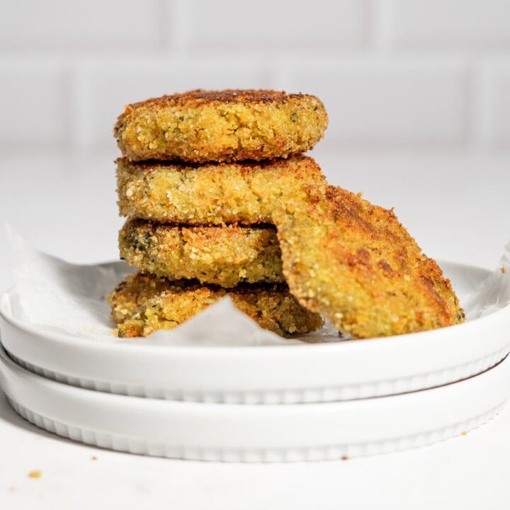 Stack of 3 veggie nuggets, one on the side.